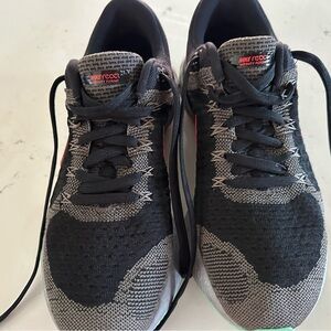 Men Nike React Infinity Flyknit Black Gray Athletic Shoes